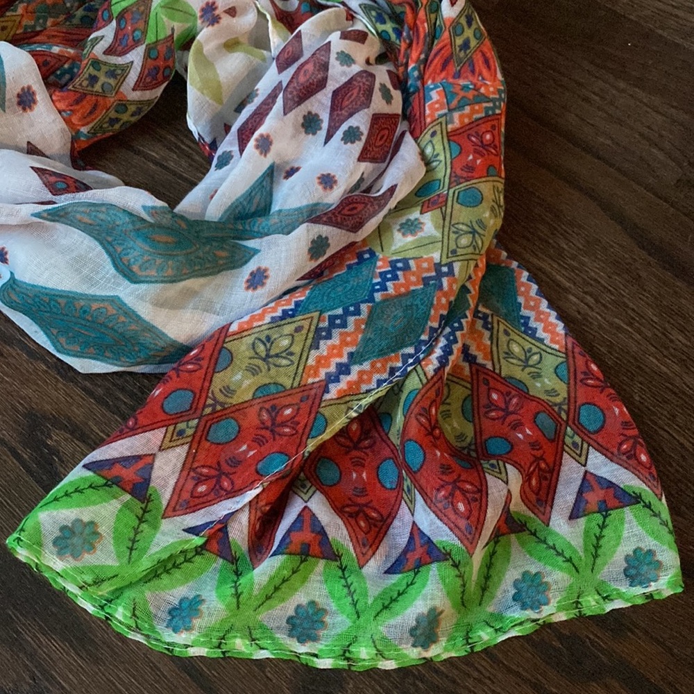 Scarf - Picture 2 of 5